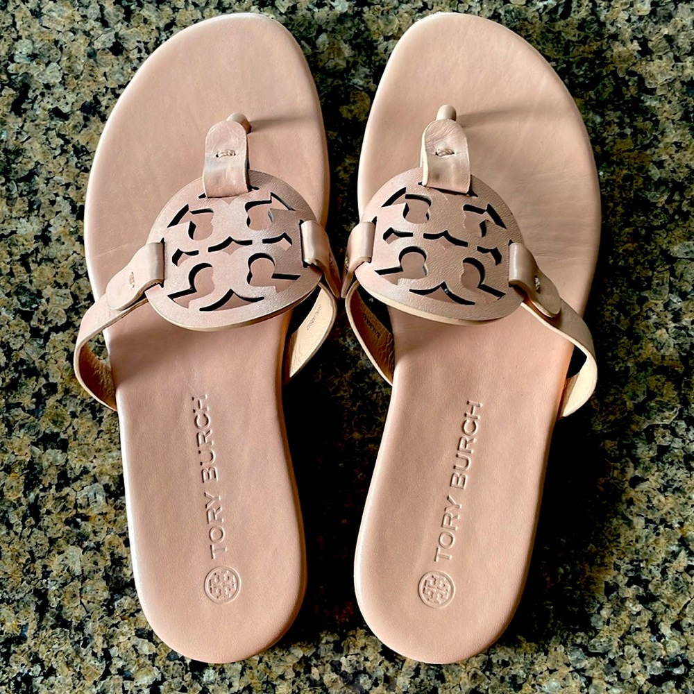Tory Burch Miller Soft Sandal Size 7.5 in Light Makeup